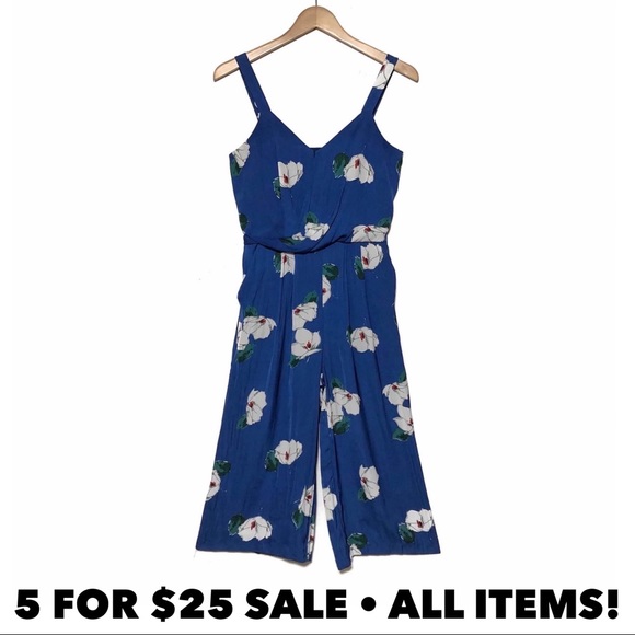 a new day Pants - A New Day Floral Cropped Jumpsuit
